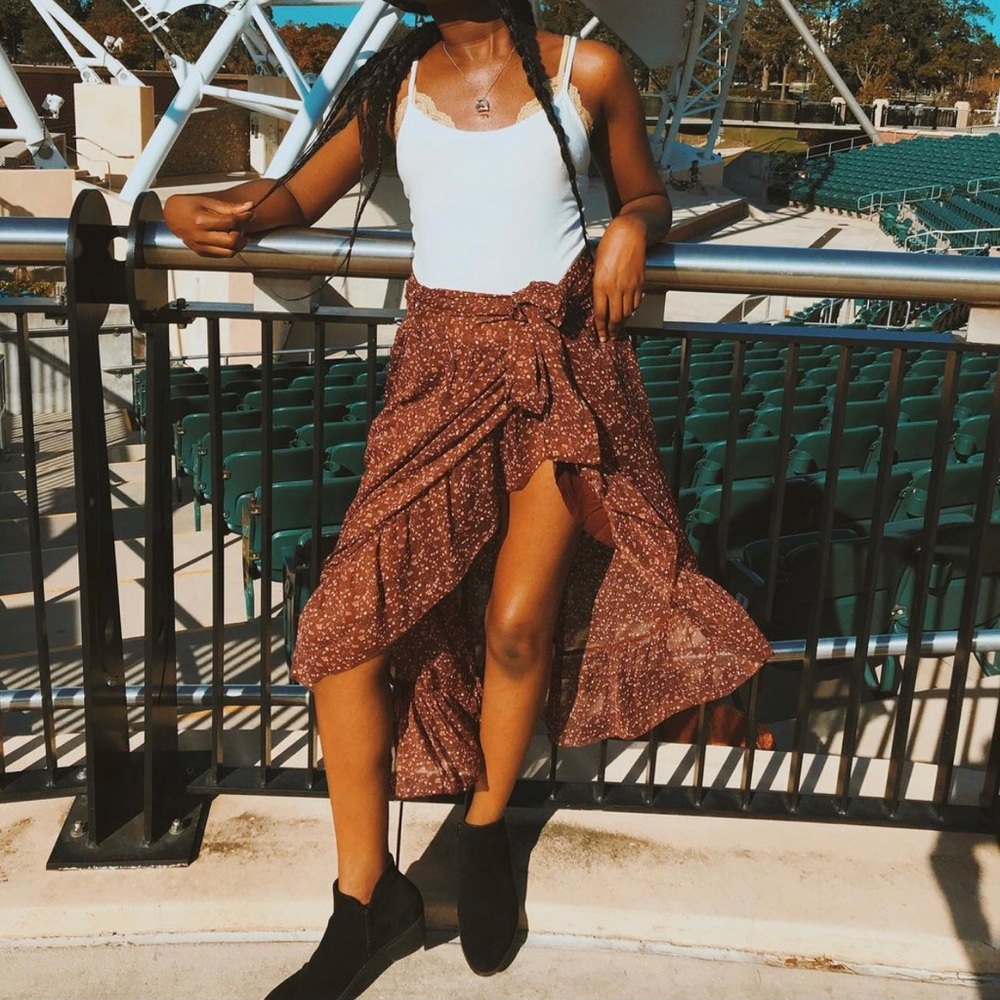 Abercrombie & Fitch Floral Ruffled Skirt